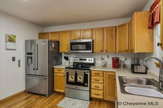4318 PARKVIEW DR, Cheyenne, WY 82001