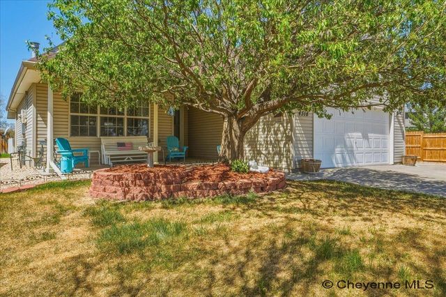 4318 PARKVIEW DR, Cheyenne, WY 82001