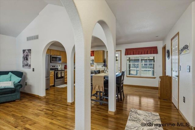 4318 PARKVIEW DR, Cheyenne, WY 82001