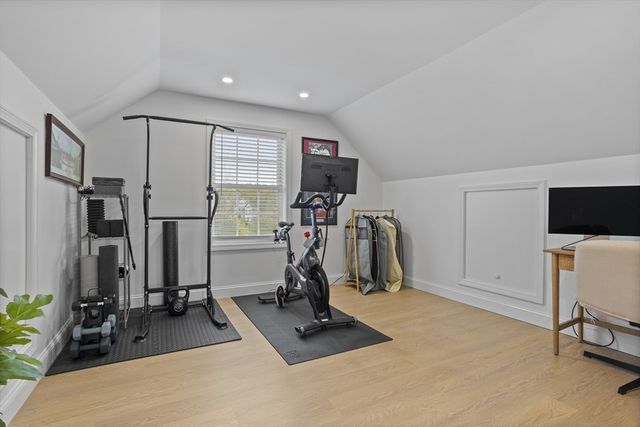 6 Dadak Drive, Dracut, MA 01826