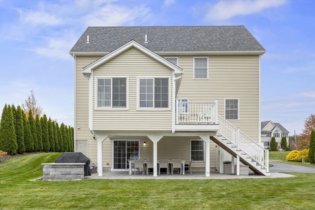 6 Dadak Drive, Dracut, MA 01826