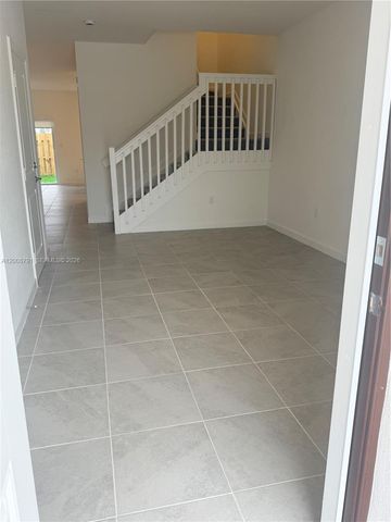 2746 SE 24th Terrace, Homestead, FL 33035