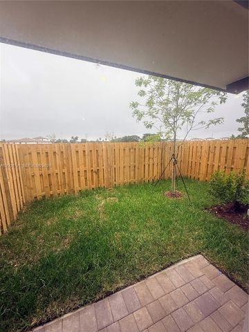 2746 SE 24th Terrace, Homestead, FL 33035