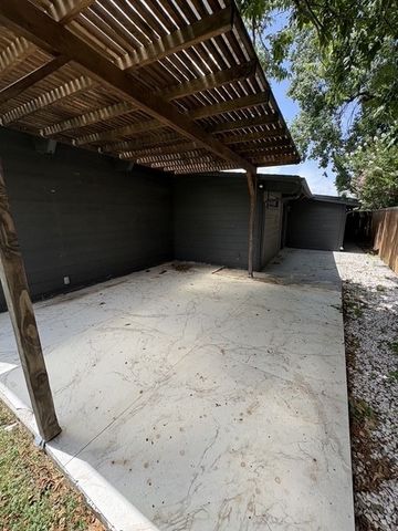 3609 Seguin Drive, Dallas, TX 75220