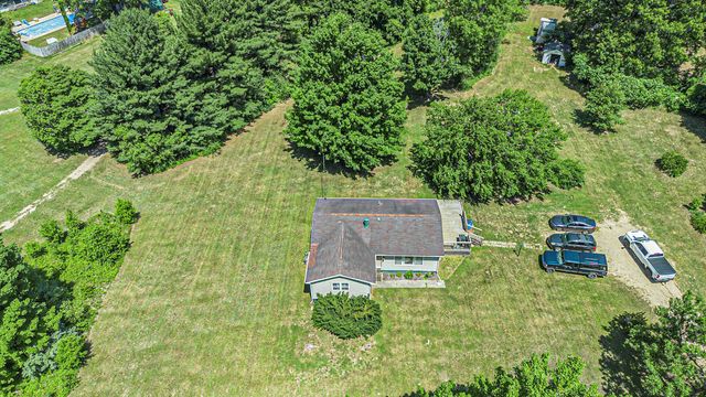 24984 Marcellus Highway, Dowagiac, MI 49047