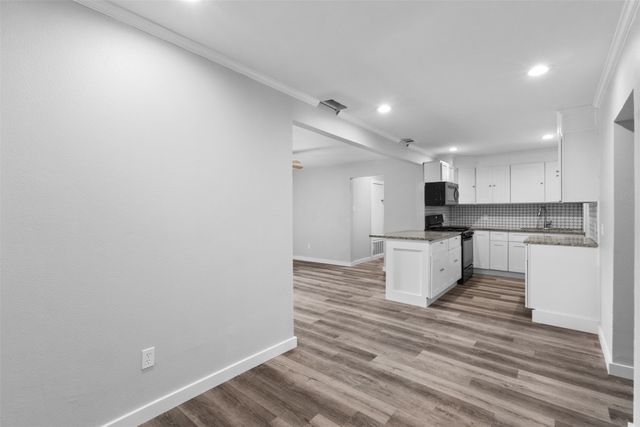 8719 Freeport Drive, Dallas, TX 75228