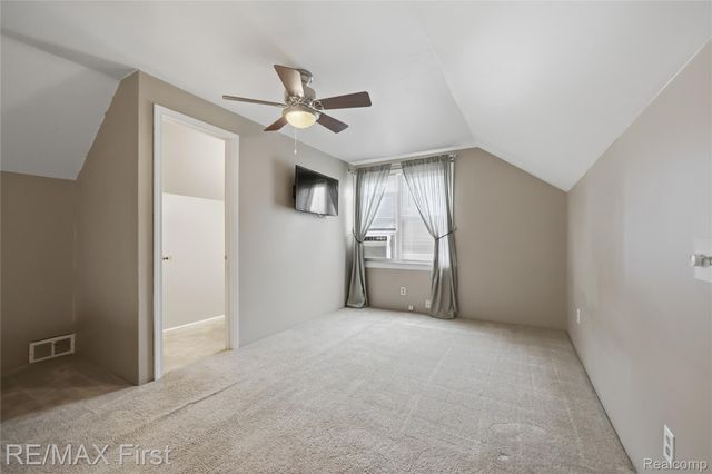 22014 California Street, St. Clair Shores, MI 48080