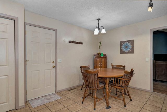 2764 W Vincent Street, Springfield, MO 65810