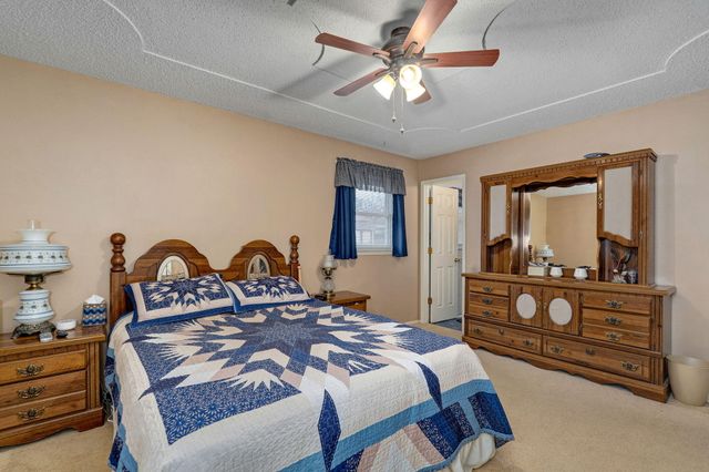 2764 W Vincent Street, Springfield, MO 65810