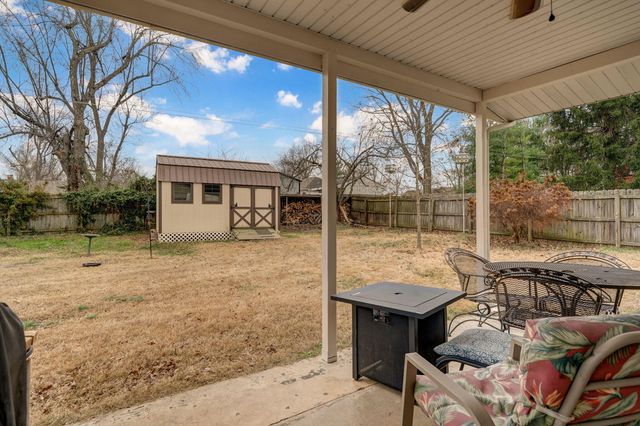 2764 W Vincent Street, Springfield, MO 65810