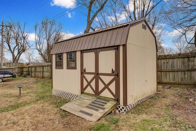 2764 W Vincent Street, Springfield, MO 65810