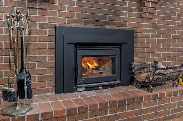 2764 W Vincent Street, Springfield, MO 65810