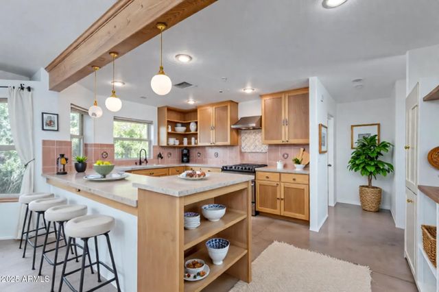 60 TONTO RIM Drive W, Sedona, AZ 86351