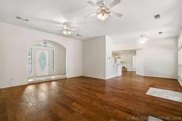 722 Westwood, Durant, OK 74701