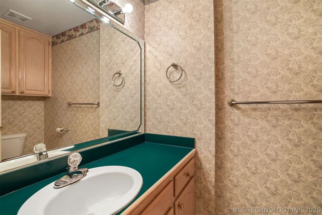 722 Westwood, Durant, OK 74701