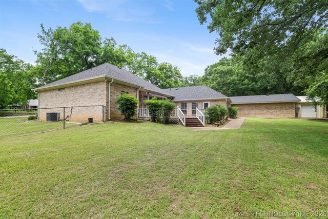 722 Westwood, Durant, OK 74701