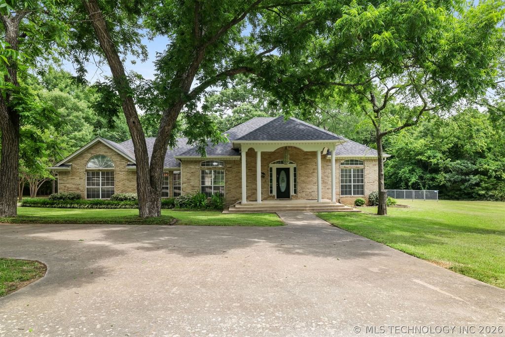 722 Westwood, Durant, OK 74701
