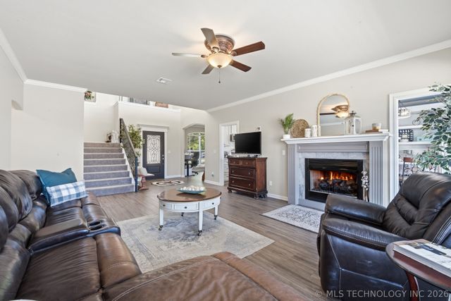 9306 N 103rd East East Avenue, Owasso, OK 74055