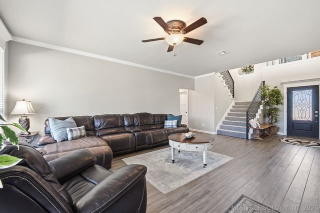 9306 N 103rd East East Avenue, Owasso, OK 74055
