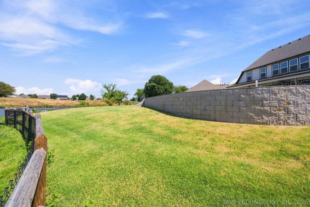 9306 N 103rd East East Avenue, Owasso, OK 74055