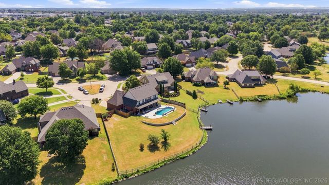 9306 N 103rd East East Avenue, Owasso, OK 74055