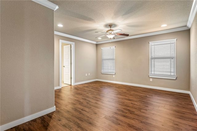 702 SW Willowpoint Road, Bentonville, AR 72712