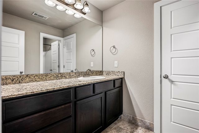 702 SW Willowpoint Road, Bentonville, AR 72712