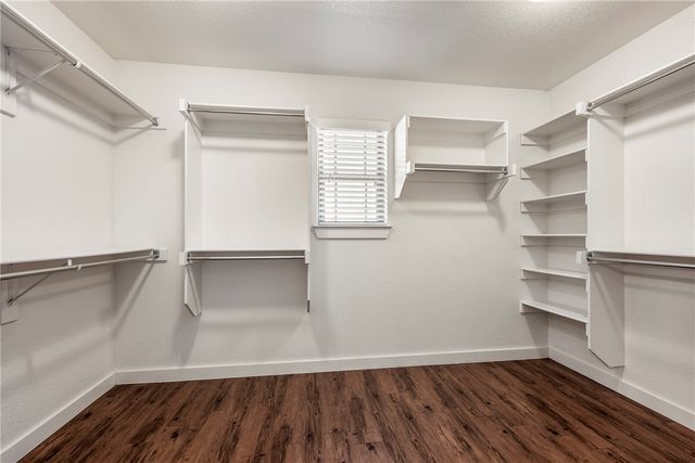 702 SW Willowpoint Road, Bentonville, AR 72712