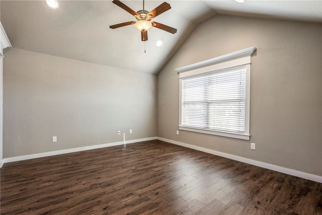 702 SW Willowpoint Road, Bentonville, AR 72712