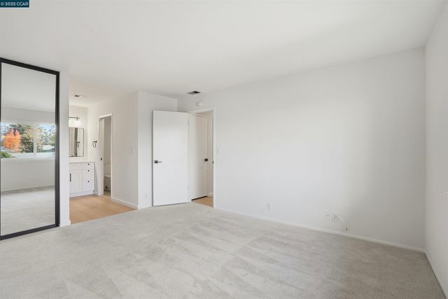 1077 Wesley Ct 7, Walnut Creek, CA 94597