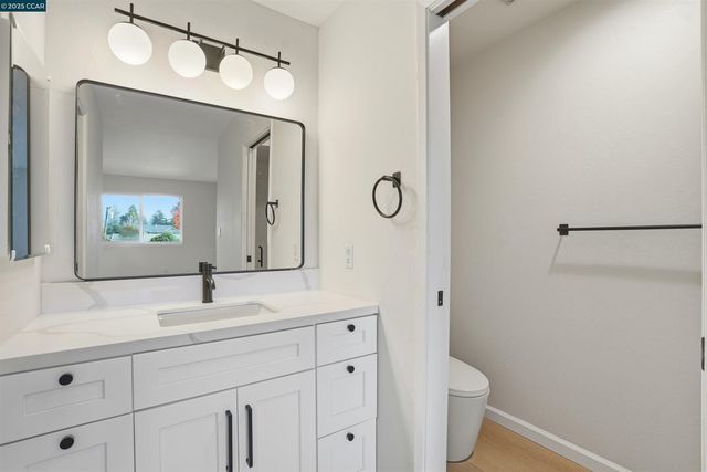 1077 Wesley Ct 7, Walnut Creek, CA 94597