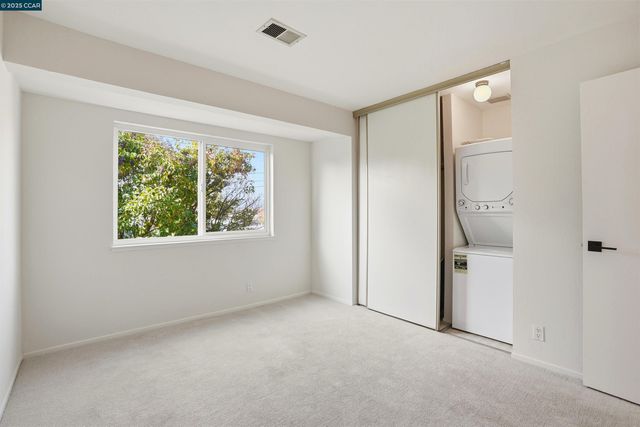 1077 Wesley Ct 7, Walnut Creek, CA 94597