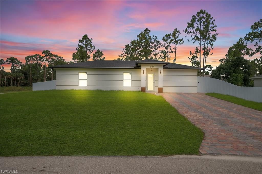 201 Homewood AVE S, LEHIGH ACRES, FL 33974 — exterior