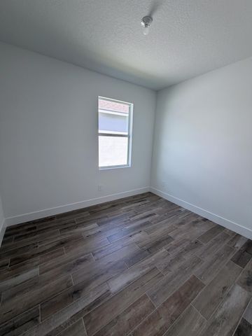 6560 SE Park Trace Drive, Stuart, FL 34997