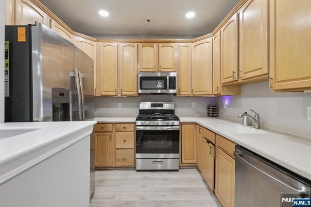 351 Oswego Court 351, West New York, NJ 07093