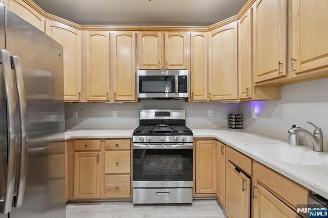 351 Oswego Court 351, West New York, NJ 07093