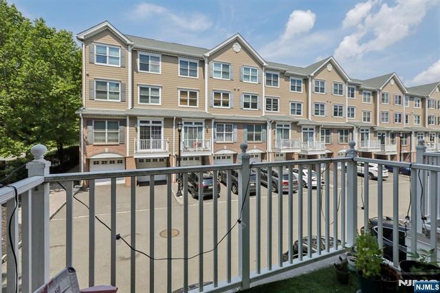 351 Oswego Court 351, West New York, NJ 07093