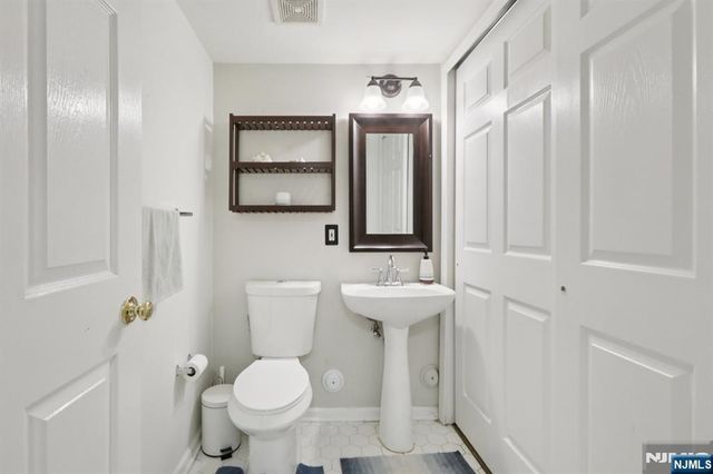 351 Oswego Court 351, West New York, NJ 07093