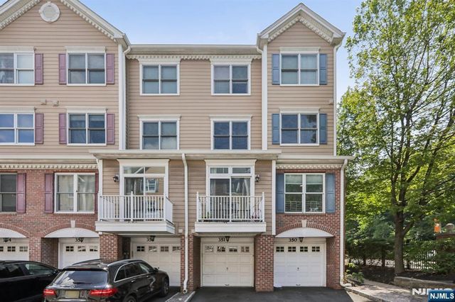 351 Oswego Court 351, West New York, NJ 07093
