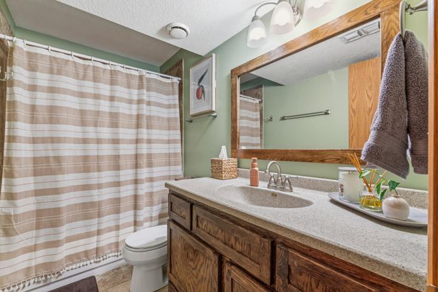 4445 Manor Drive NW, Rochester, MN 55901
