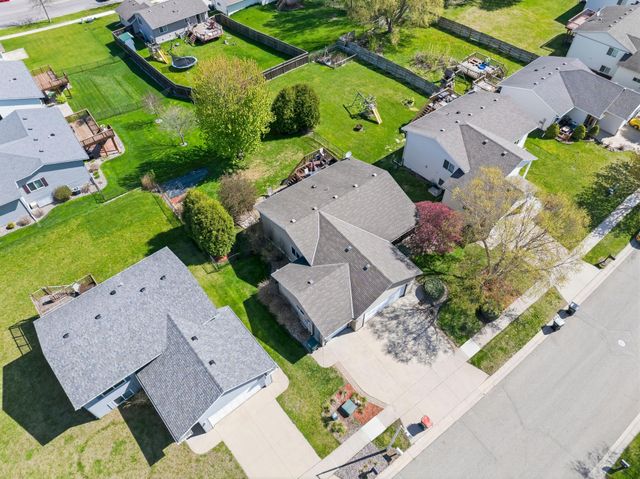 4445 Manor Drive NW, Rochester, MN 55901