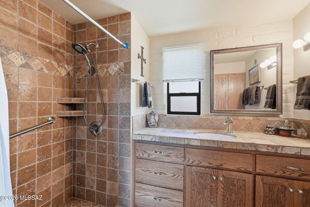 444 S Paseo Quinta Apt C, Green Valley, AZ 85614