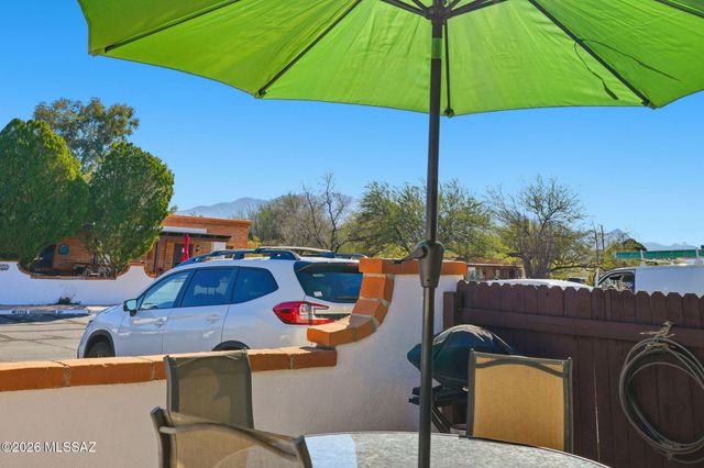 444 S Paseo Quinta Apt C, Green Valley, AZ 85614