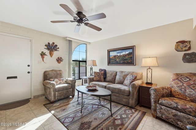 444 S Paseo Quinta Apt C, Green Valley, AZ 85614