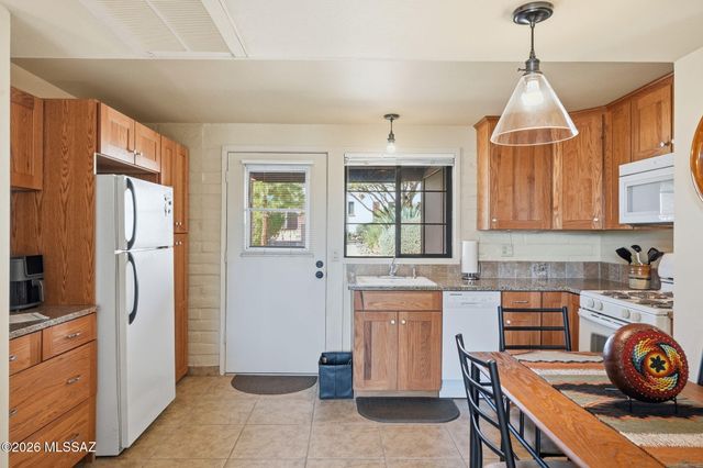 444 S Paseo Quinta Apt C, Green Valley, AZ 85614