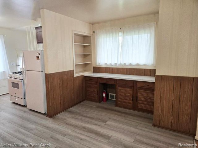 28606 Denise Street, Madison Heights, MI 48071
