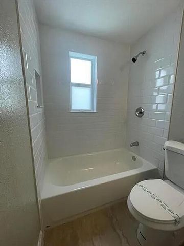 2505 AVENUE L, Fort Pierce, FL 34947
