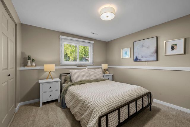 2123 Cliffview Drive, Eagan, MN 55122