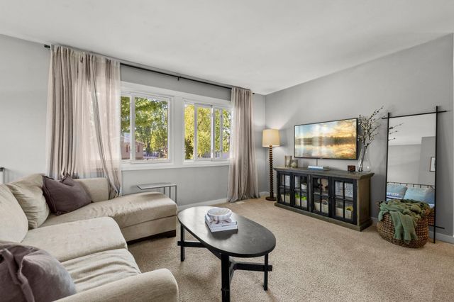 2123 Cliffview Drive, Eagan, MN 55122