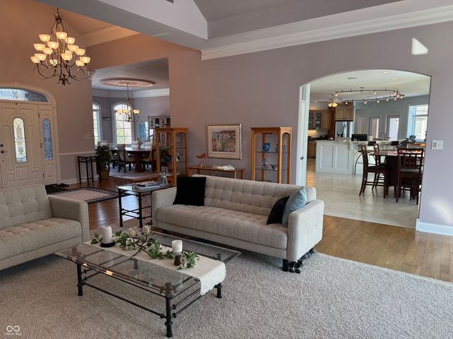 3799 N Foxcliff Drive E, Martinsville, IN 46151